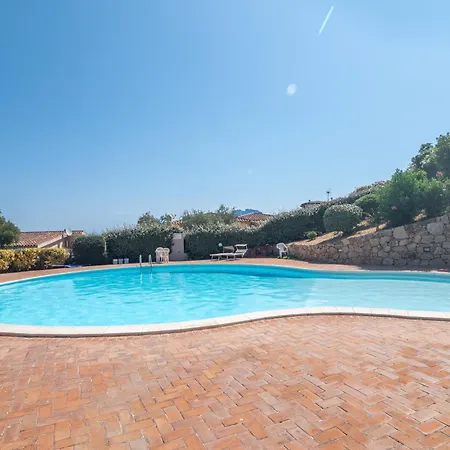 Apartamento Tavolara Poggio San Paolo *