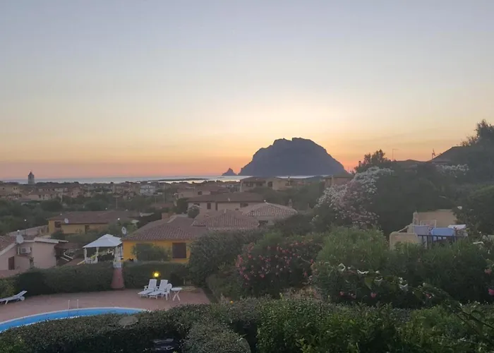 Tavolara Poggio San Paolo * Porto San Paolo (Sardinia)